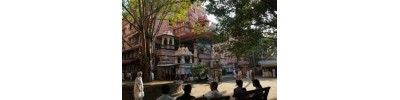 மாதா அமிர்தானந்தமயி - கேரளா